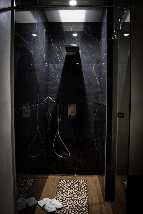 Suite Meghan Home คาตาเนีย ภายนอก รูปภาพ